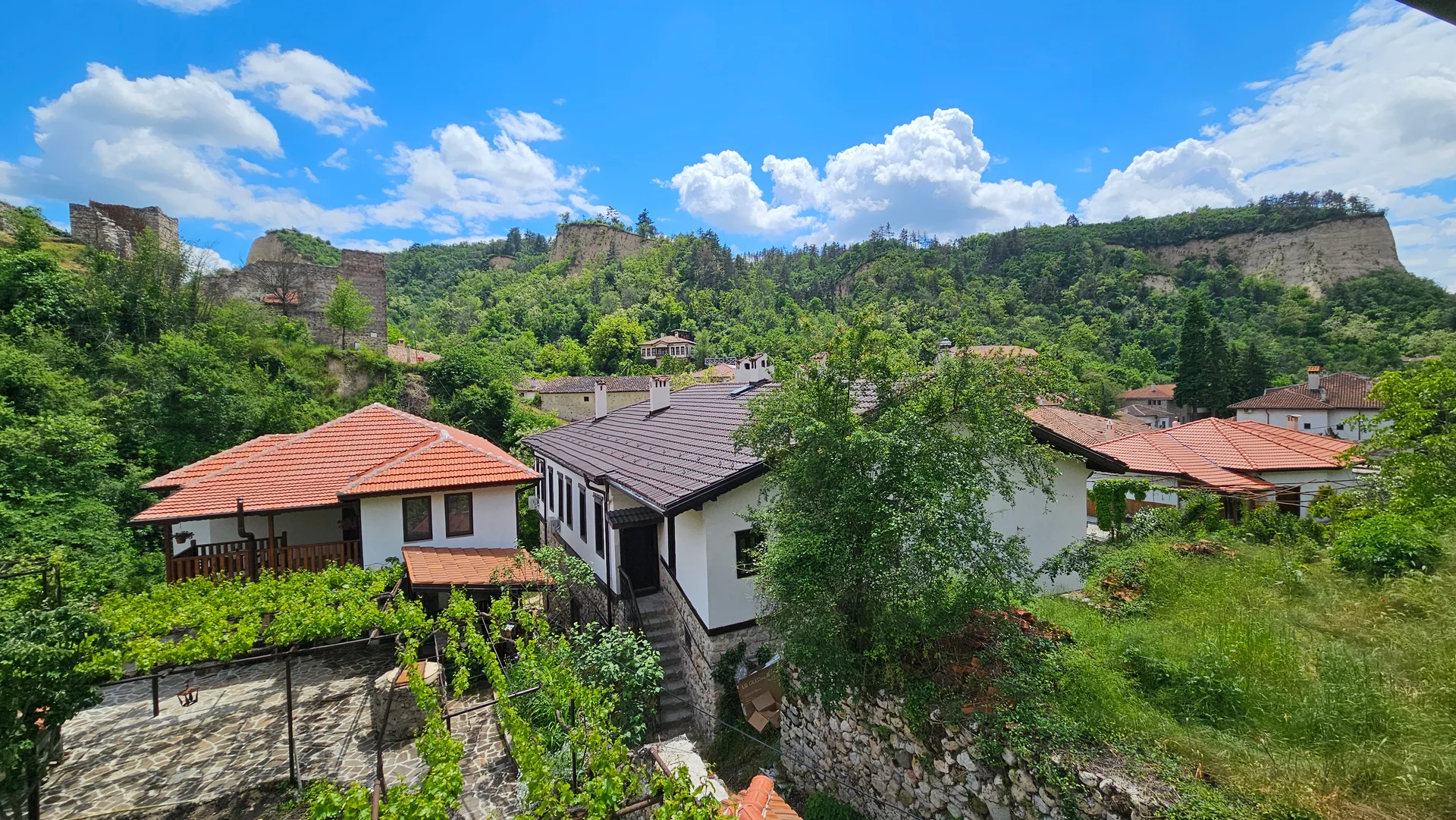 Мелник 9